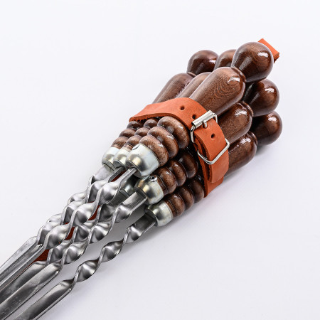 A set of skewers 670*12*3 mm in a leather quiver в Оренбурге